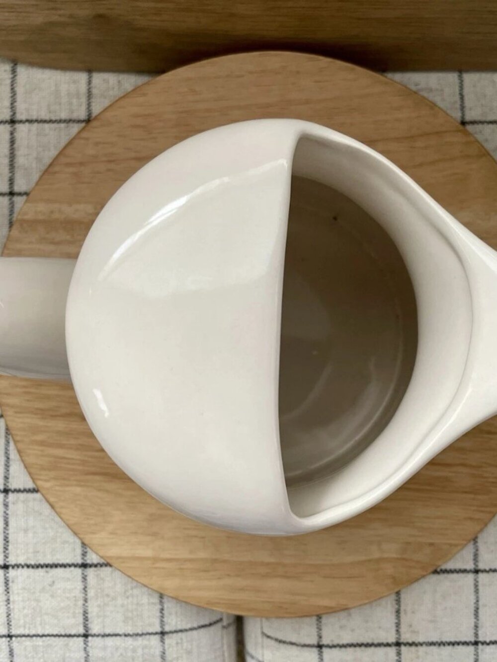 SALE! NWOT RAE DUNN Water Ceramic Watering Can - NOURISH (~ 6.5” H x ~5.75” d) - Picture 5 of 5